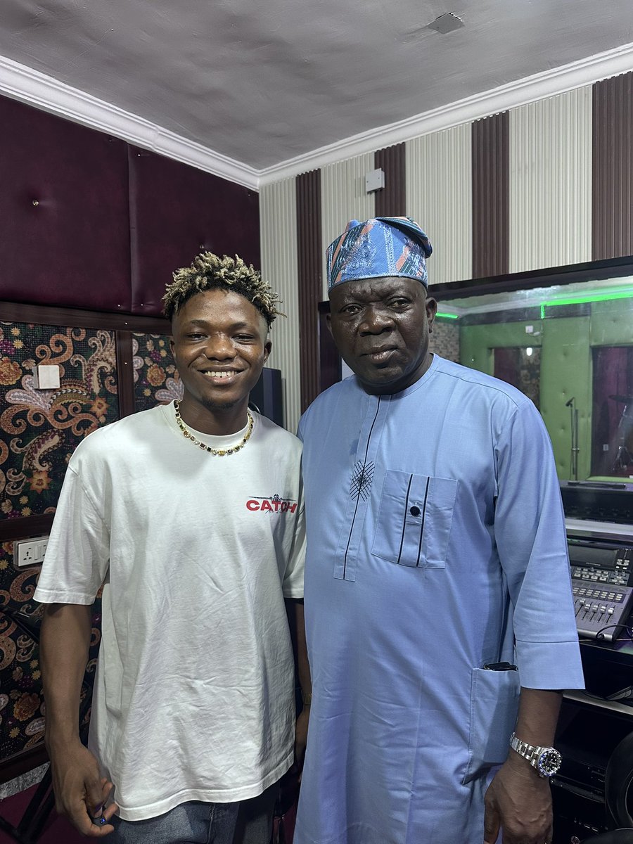 Haystixx – Obinrin